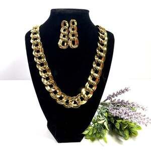 Vtg 80s MONET Signed Gold Plated Double Link Chunky Necklace Earrings Set